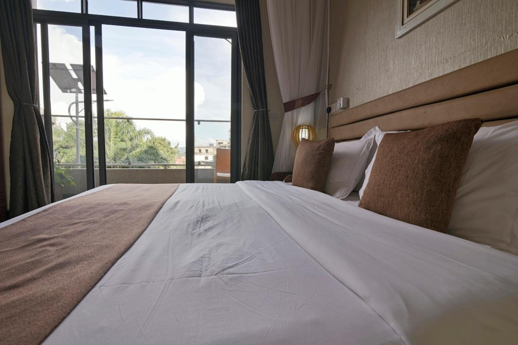 Hoima Buffalo Hotel & Business Hub Ltd Exteriér fotografie
