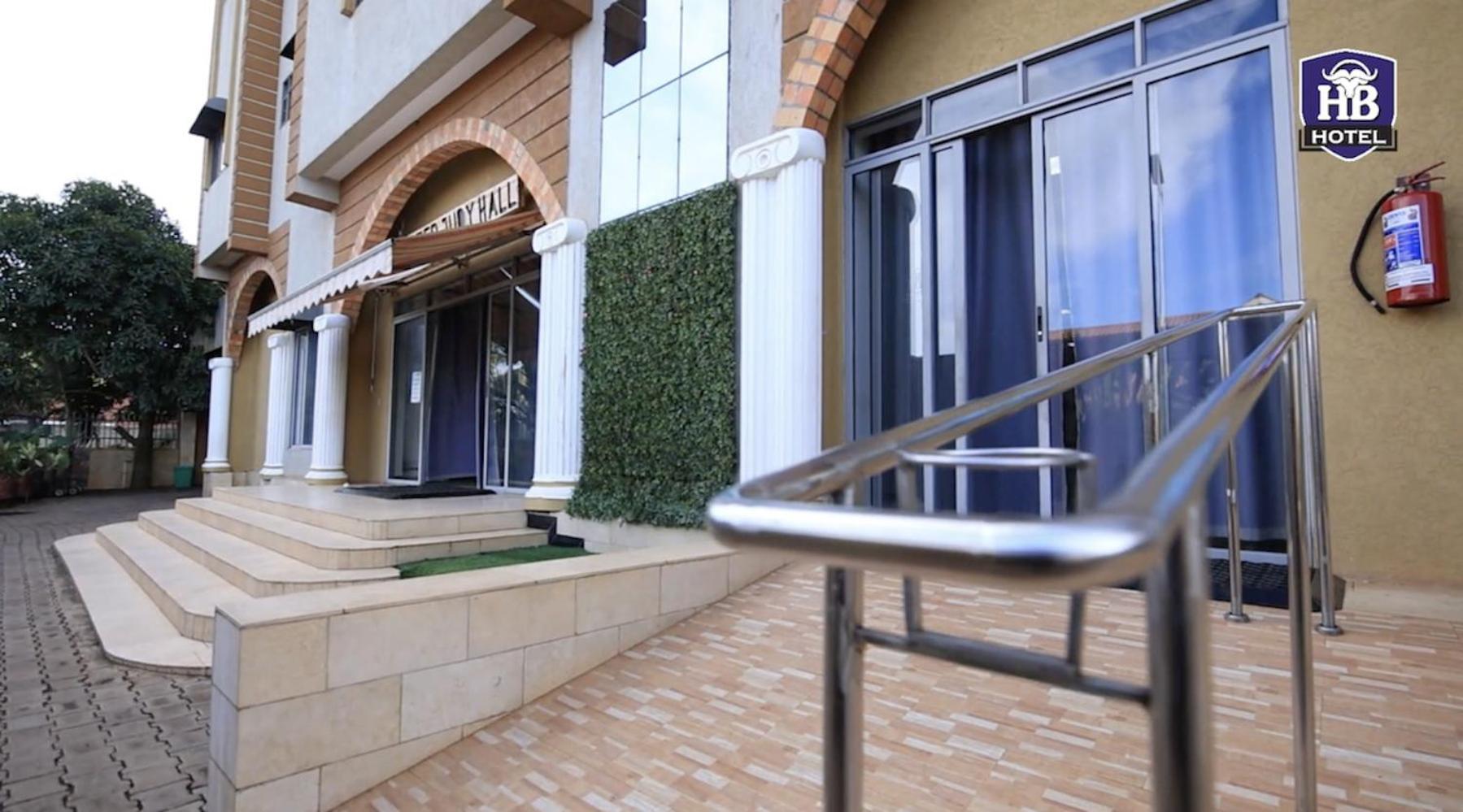 Hoima Buffalo Hotel & Business Hub Ltd Exteriér fotografie