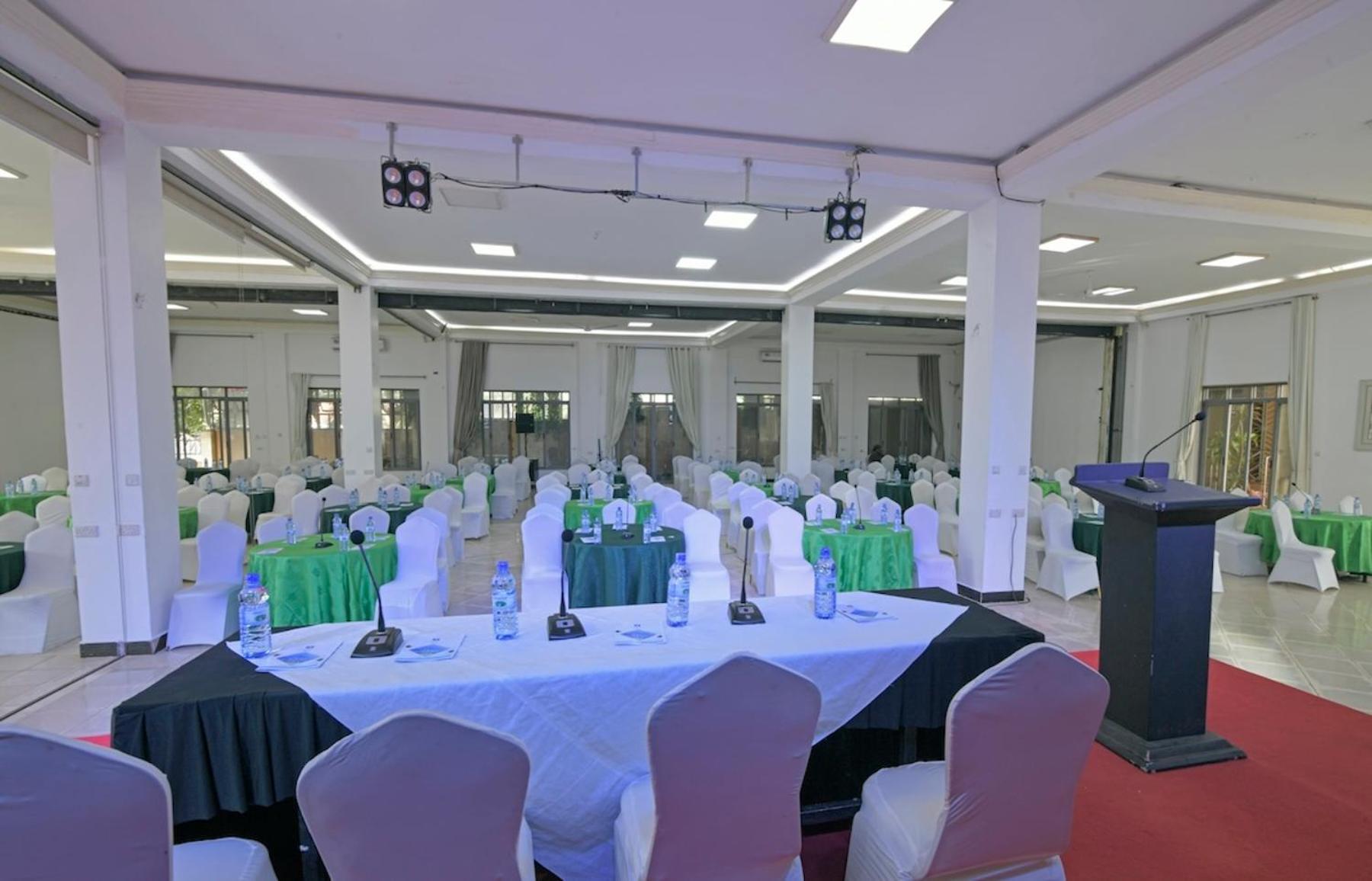 Hoima Buffalo Hotel & Business Hub Ltd Exteriér fotografie
